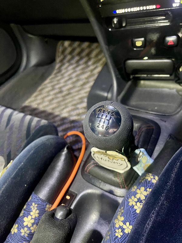 6 Speed Leather Gear Knob Mitsubishi