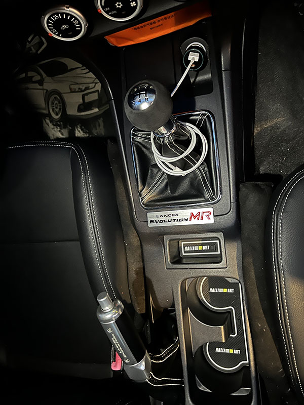 Mitsubishi Manual Gear Knob EVO