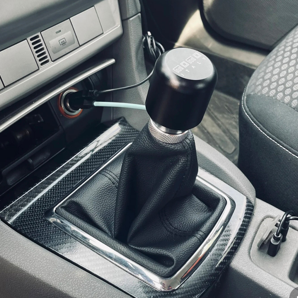 Ford Focus Shift Knob Momo