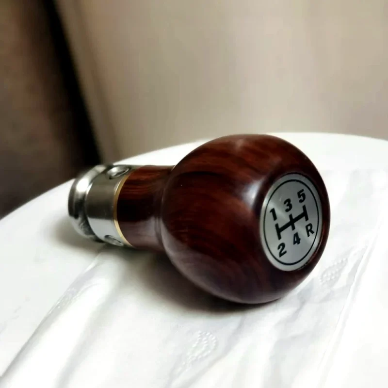 vw-golf-gti-wood-gear-knob-5-speed